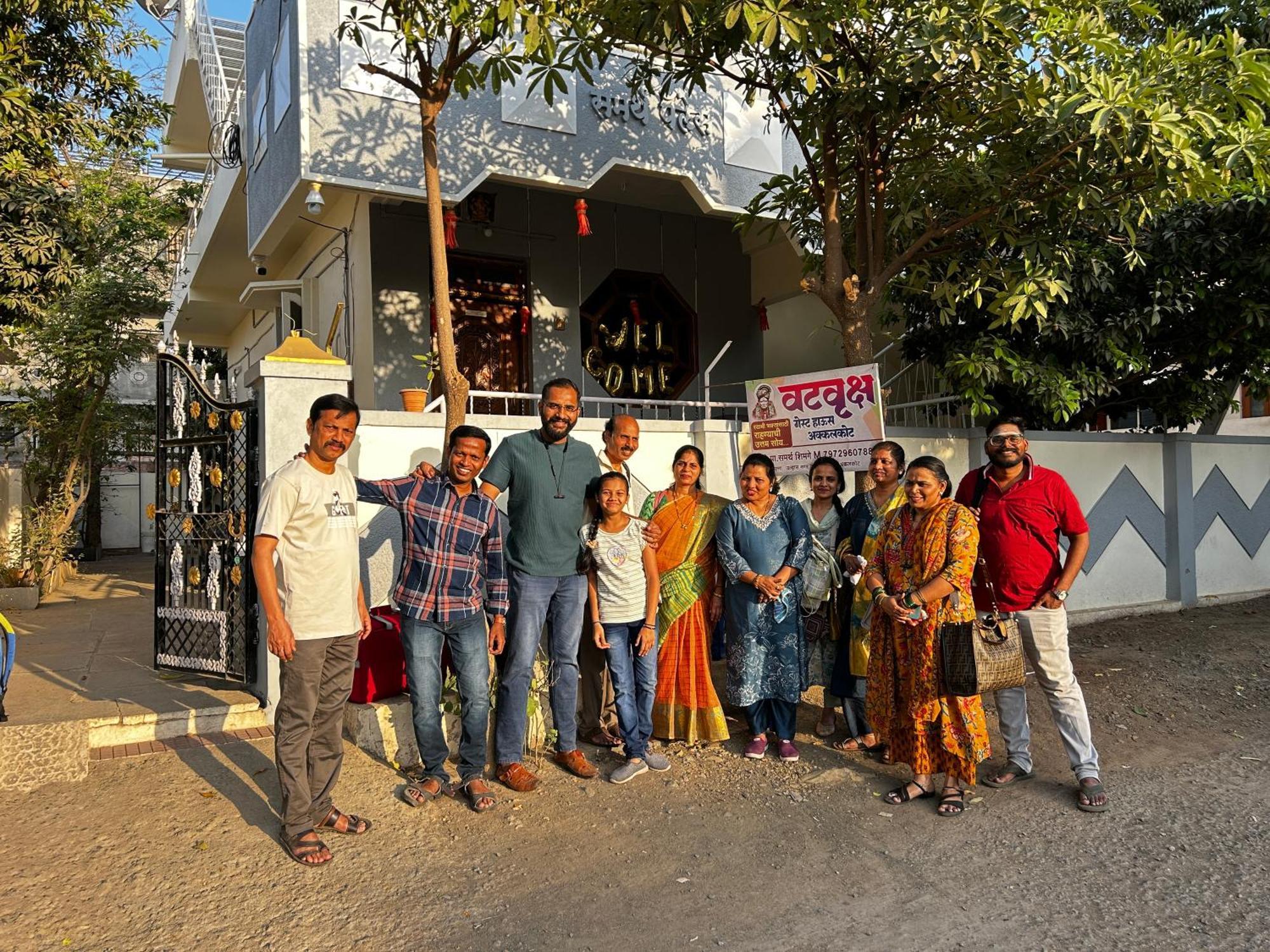 Vatavriksha Guest House,Akkalkot Akalkot Exterior photo